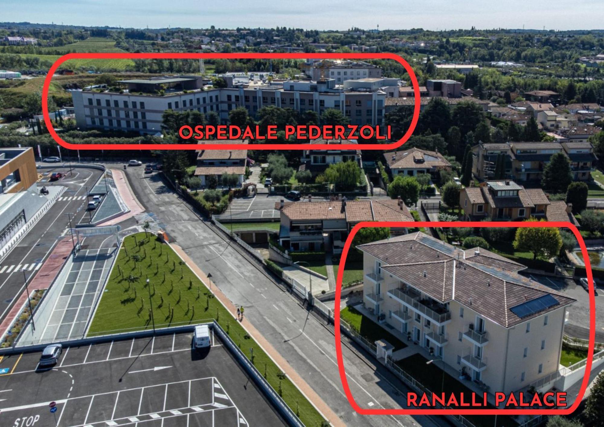 Ranalli Palace Пескьера-дель-Гарда Экстерьер фото
